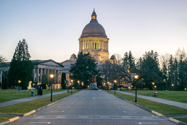 워싱턴 주 캐피탈 빌딩 황혼-올림피아, 워싱턴 - washington state capitol building 뉴스 사진 이미지