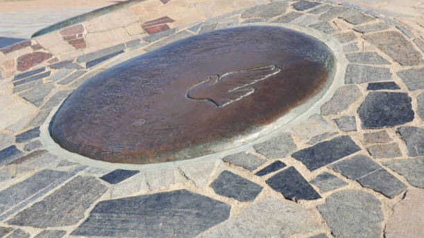 istock dove of peace in granite 1137764156