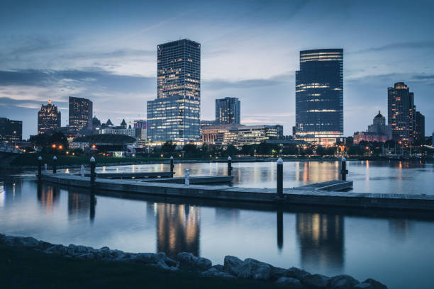 istock Panorama of Milwaukee at night 1137822322