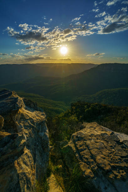 istock sunset at lincolns rock, blue mountains, australia 44 1137902098