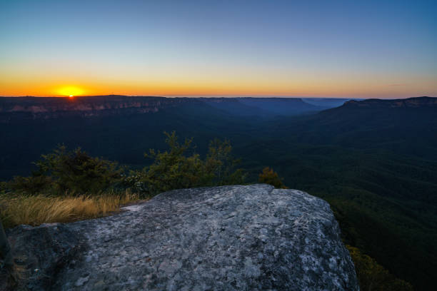 istock romantic sunrise at sublime point, blue mountains, australia 2 1137922513