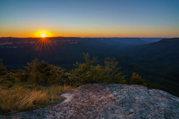 istock romantic sunrise at sublime point, blue mountains, australia 11 1137923434
