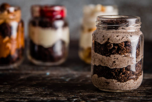 CHOCOLATE CAKE WITH CREAM AND MIX CHOCOLATE