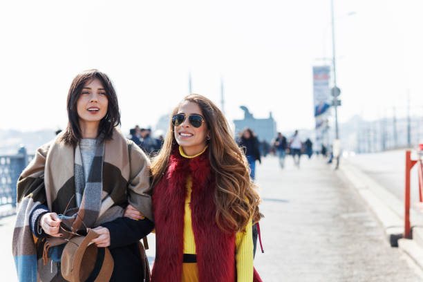 istock Travelers exploring the city 1137946874