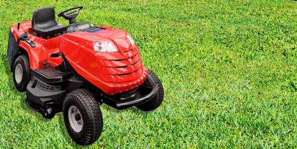 istock Gardening equipment banner 1137958483