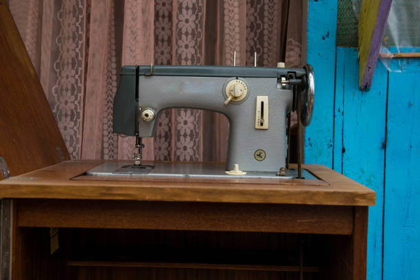 istock Old manual sewing machine on the photo 1137978850