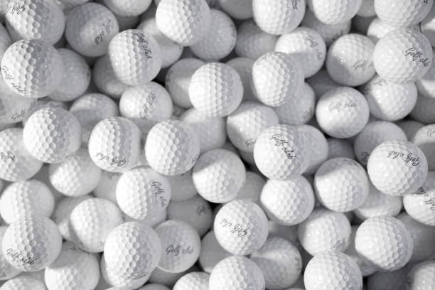 pile of golf balls. 3d concept. - golf abstract ball sport imagens e fotografias de stock