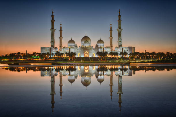 Sheikh Zayed Grand Mosque Images of Sheikh Zayed Grand Mosque during different times of the day grand mosque photos stock pictures, royalty-free photos & images