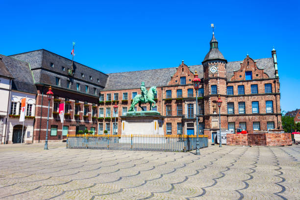 istock Rathaus old town hall, Dusseldorf 1138032949