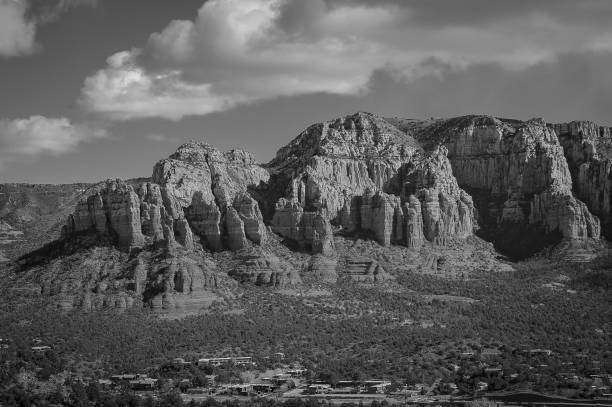 istock Mountains of Sedona 1138058715