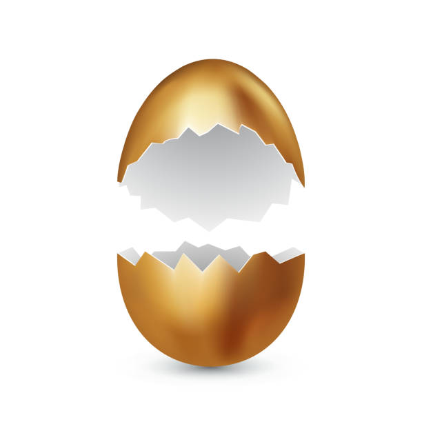 illustrazioni stock, clip art, cartoni animati e icone di tendenza di uovo di pasqua dorato rotto su sfondo bianco. uova colorate. guscio d'oro incrinato. buon concetto pasquale. vettore, spazio per il testo - uovo