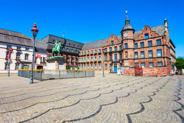 Rathaus old town hall, Dusseldorf Rathaus or old town hall is located at the market square in aldstadt old town of Dusseldorf in Germany marienplatz photos stock pictures, royalty-free photos & images