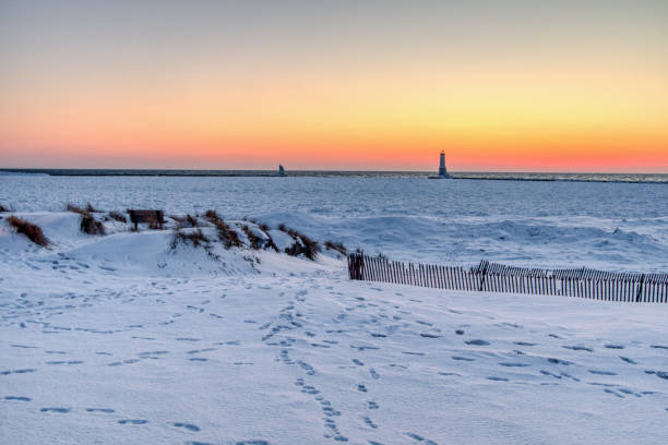 istock Frozen Great Lake On Snow Covered Lake Michigan Coast 1138167882