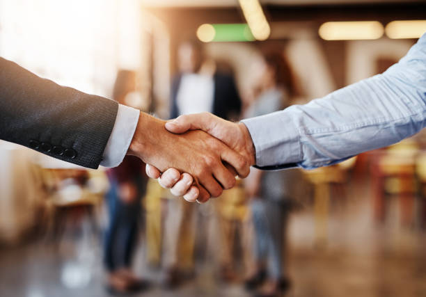 istock Sealing the deal 1138173216