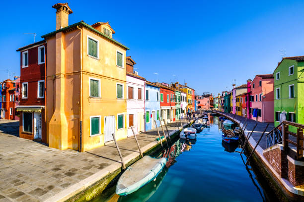 istock burano - famous old town - italy 1138174538