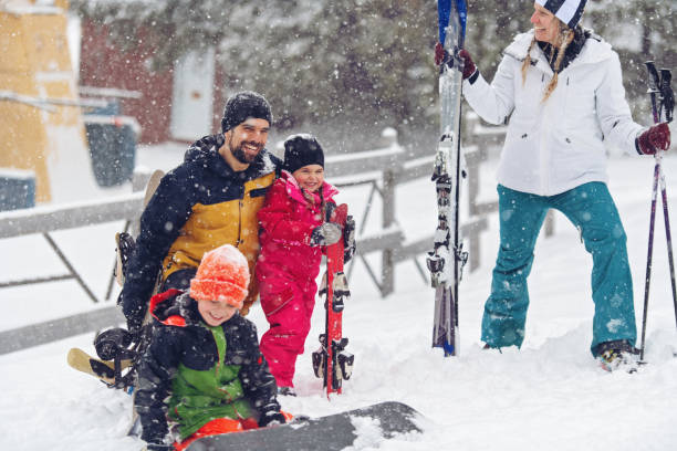 istock Family at a ski resort 1138195685