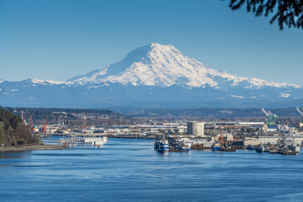 istock Northwest Port And Mountain 3 1138198263