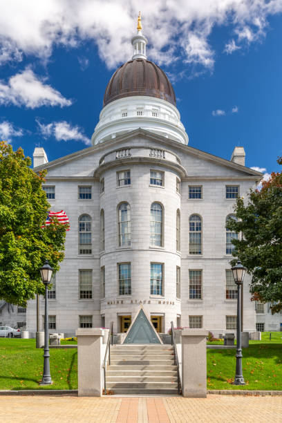 Maine State House, in Augusta, on a sunny day. Maine State House, in Augusta, on a sunny day. The building was completed in 1832, one year after Augusta became the capital of Maine augusta precious metals usa stock pictures, royalty-free photos & images