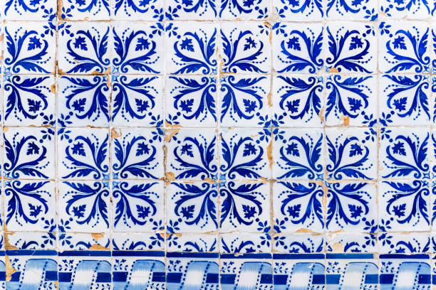 istock Traditional Portuguese tiles 1138289537