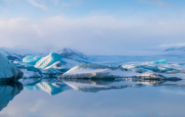 istock Iceland Glacier Lake Scenery 1138300994