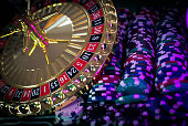 casino-thema-hohe-kontrastbildung-von-casino-roulette-und-pokerchips.jpg?b=1&s=170x170&k=20&c=fDDjNLDtTZxqBphfuAjb3LGXNkN5eYY0O8NRC5zsDfk=