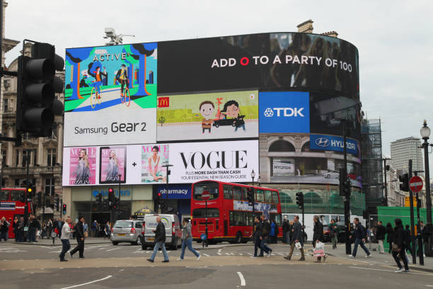 istock Piccadilly Circus crowd rush hour London UK 1138370459