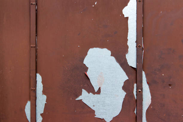istock Old metal sheet with peeling paint 1138382844