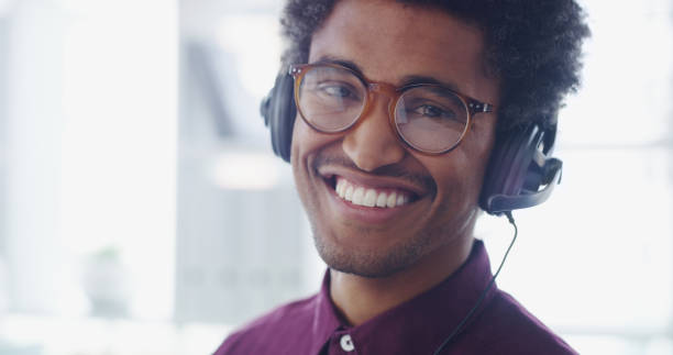 istock Thank you for calling our helpline 1138405858
