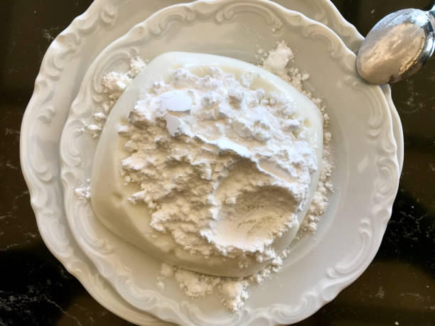 istock Turkish Su Muhallebisi / Muhallebi with Powdered Sugar. 1138437112