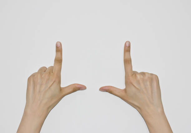 フレームを作る手 - 指のフレーム ストックフォトと画像