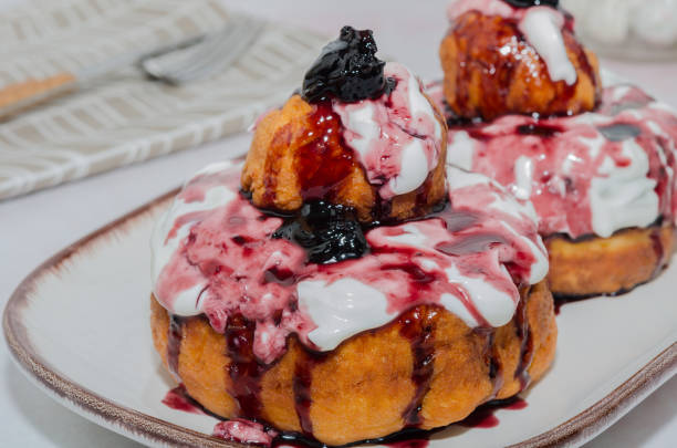 istock Papanasi - a traditional romanian dessert 1138501107