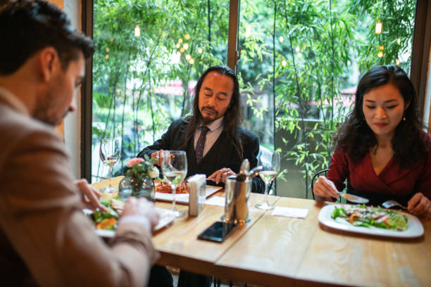 istock Discussing Business Over Lunch 1138599650