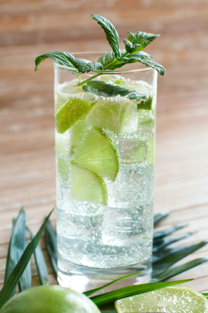 istock Homemade refreshing drink with lime juice and mint 1138609275