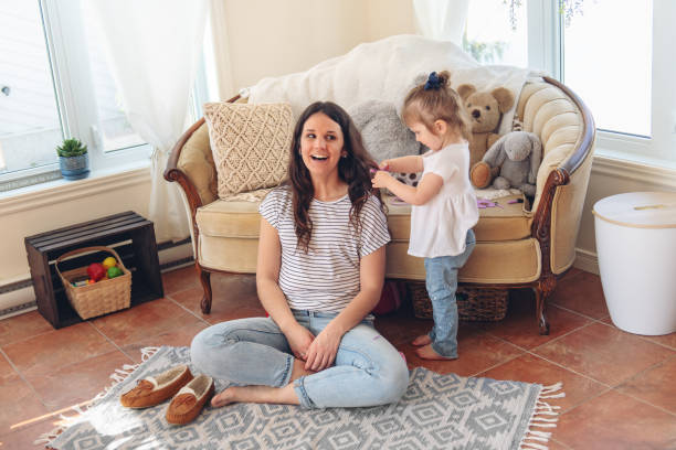istock Mother and daughter spending a week-end morning together 1138613595