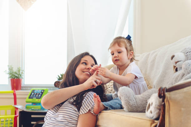 istock Mother and daughter spending a week-end morning together 1138613684