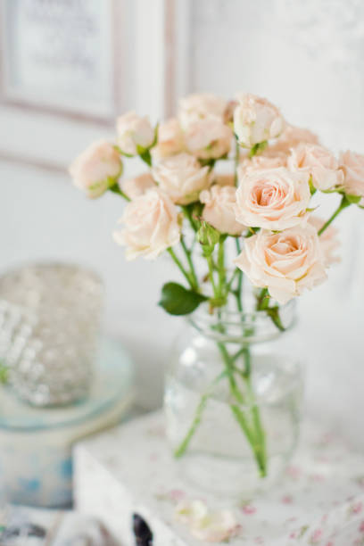 istock bouquet of small pink roses 1138615035