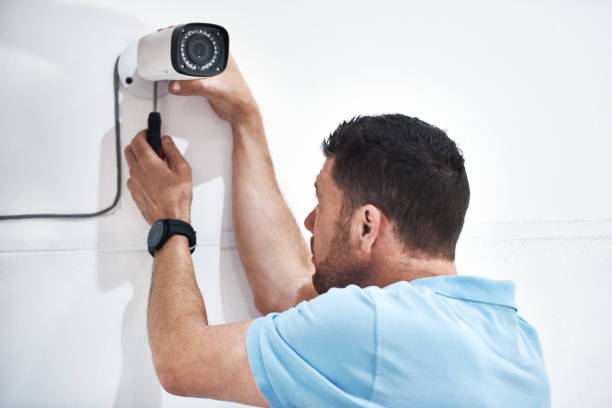 istock Handymen are always handy to have around 1138655109