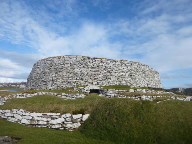 Clickimin Broch Lerwick Shetland Scotland Clickimin Broch is a large well preserved and restored Broch in Lerwick in the Shetland islands. Iron age fort or perhaps bronze age tower house. broch of clickimin stock pictures, royalty-free photos & images