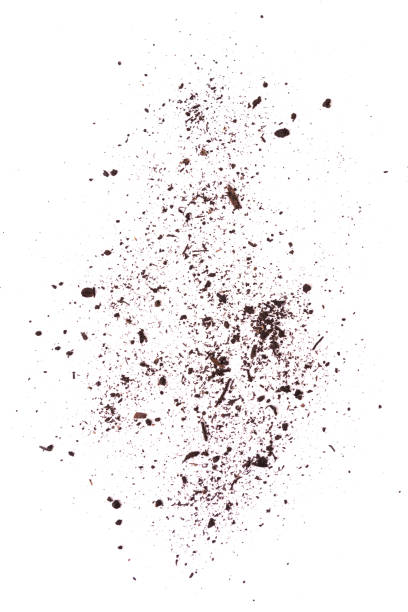 verspreide aarde, witte achtergrond - grond stockfoto's en -beelden