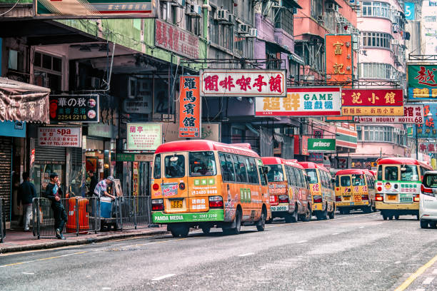 九龍, 香港 - crowd kowloon peninsula multi colored ストックフォトと画像