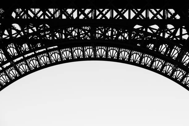 パリ - eiffel tower black and white paris france construction ストックフォトと画像