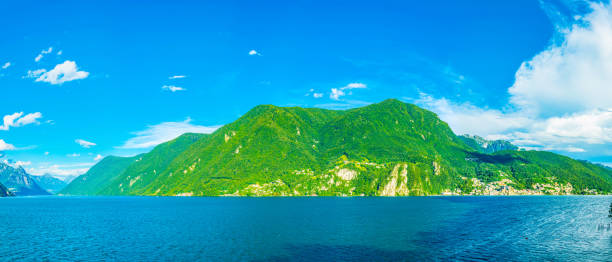 lac majeur en suisse et en italie - group21 photos et images de collection