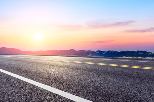 istock Empty asphalt road and beautiful mountain nature landscape 1138765187