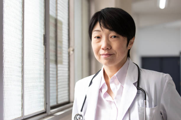istock Japanese female doctor 1138765900