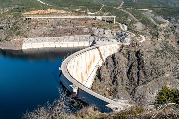 istock The Atazar reservoir and  dam 1138779352