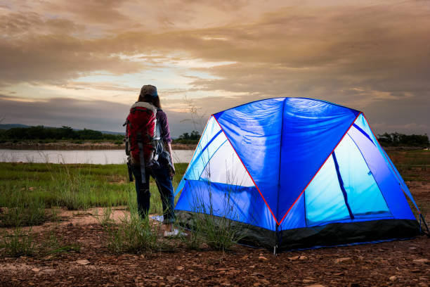 istock hikers women 1138782551