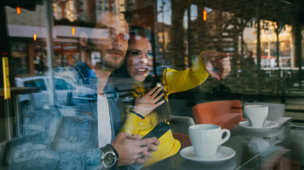 istock Young couple in a coffee shop 1138799320