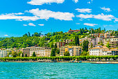 altstadt-von-lugano-mit-blick-auf-den-luganer-see-in-der-schweiz.jpg?b=1&s=170x170&k=20&c=p4r_749FczQZLQAGWKkZ0OfFi1sltqlcU42iR1N14EI=