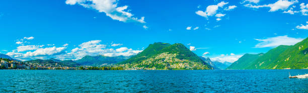 stare miasto lugano z widokiem na jezioro lugano w szwajcarii - ticino canton mountain lake lugano lake zdjęcia i obrazy z banku zdjęć