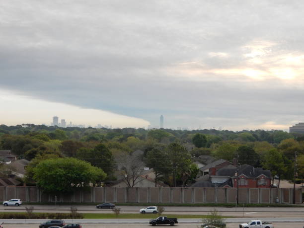 istock Houston skyline on a smoke filled day 1138834217